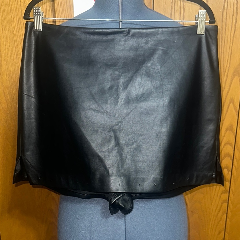 Express Black Faux Leather Mini Skort